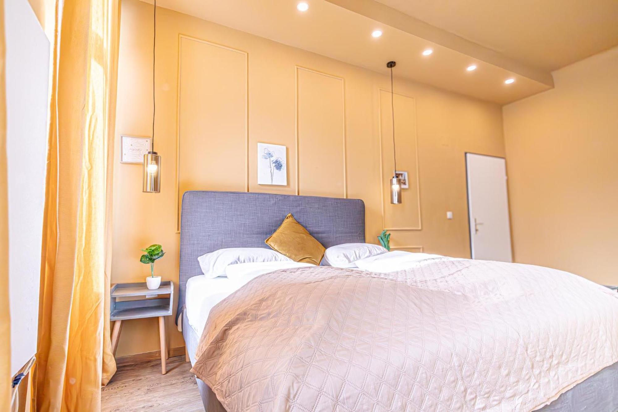 4br Shared Apt, Centrally Located In Apartament
